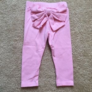 3/$12 Cat and Jack Bow Leggings
